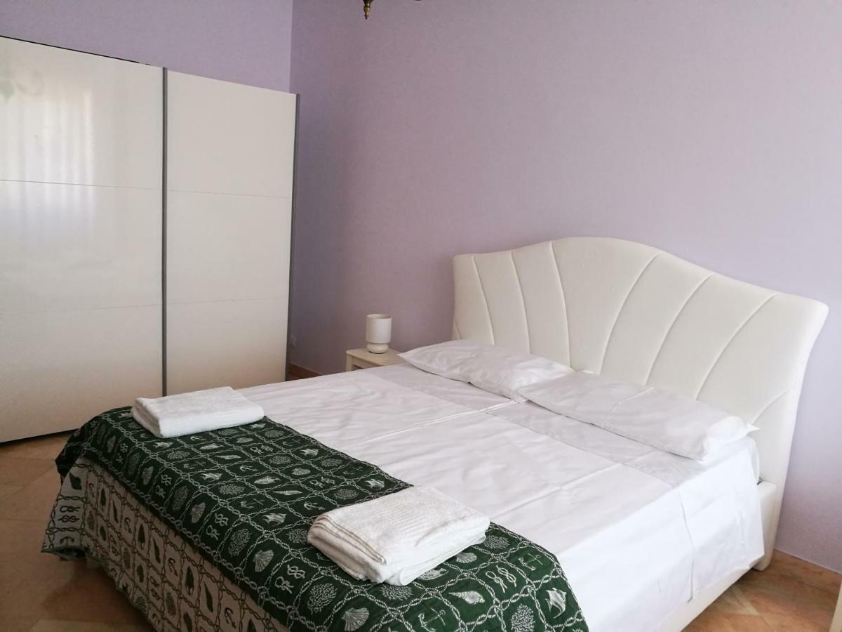 B&B Domus Lupiae Lecce Exterior foto
